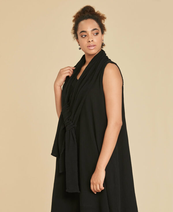 Accessoire-Gaze-Coton-Marie-couleur-Noir-Black-marque-Ahuma-0002 Écharpe en double gaze de coton Marie couleur Noir