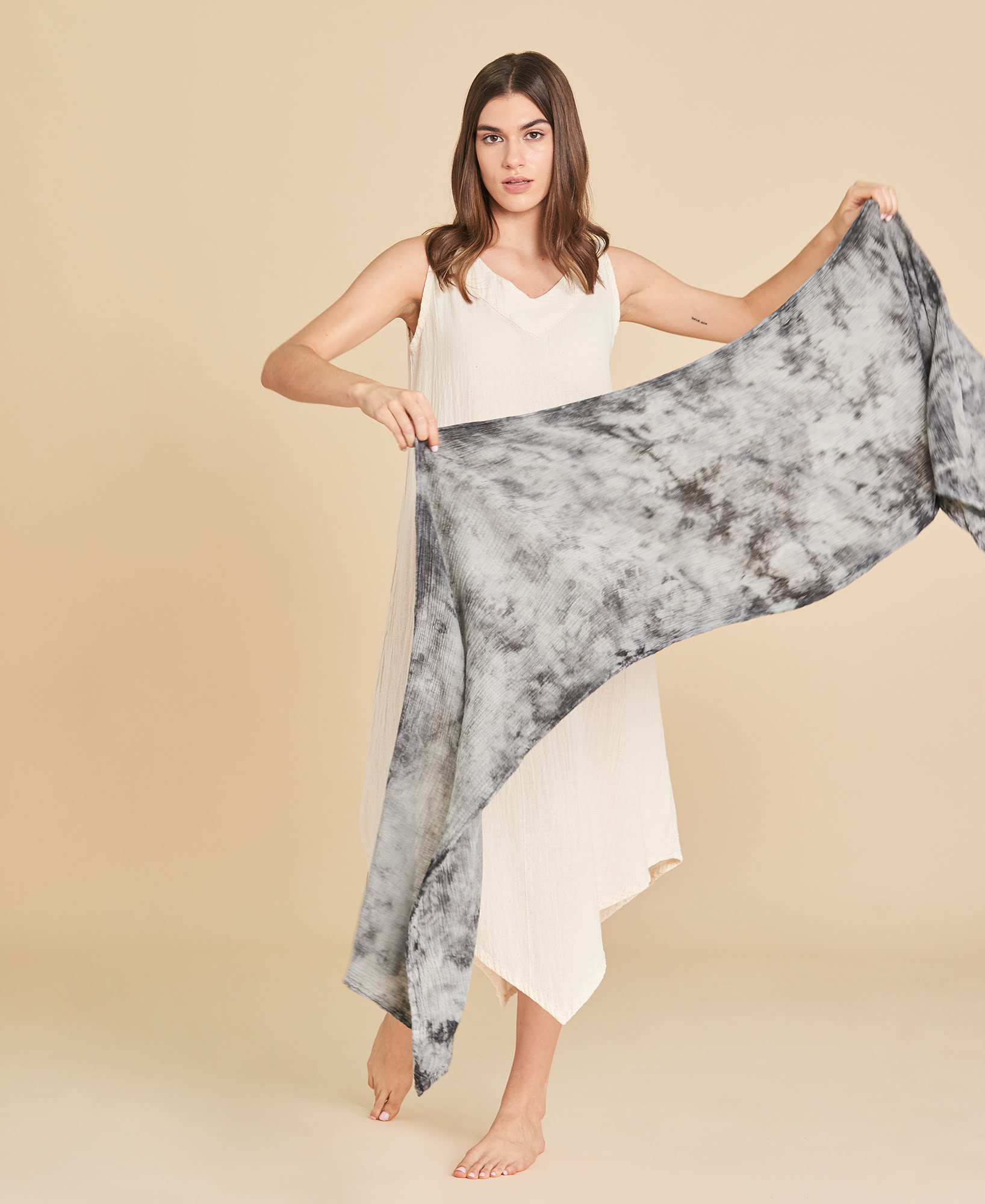 Écharpe en gaze de coton gaufrée Shawl couleur Tie and Dye