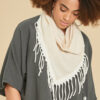 Foulard à franges en coton Triangle couleur écru