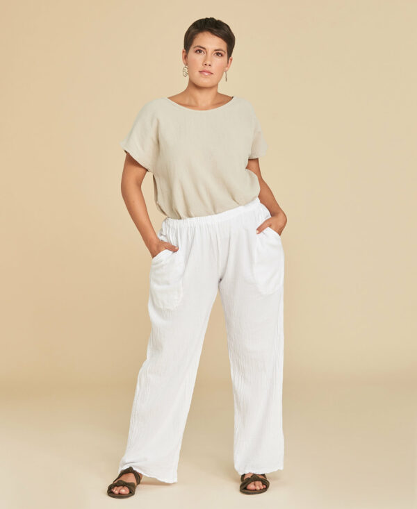 Pantalon-Gaze-Coton-Basic-couleur-Blanc-Snow-marque-Ahuma-0001 Pantalon droit et fluide en coton avec poches Basic couleur Blanc