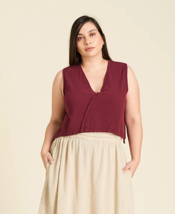 Top court sans manches en gaze de coton Luisa en couleur Beet