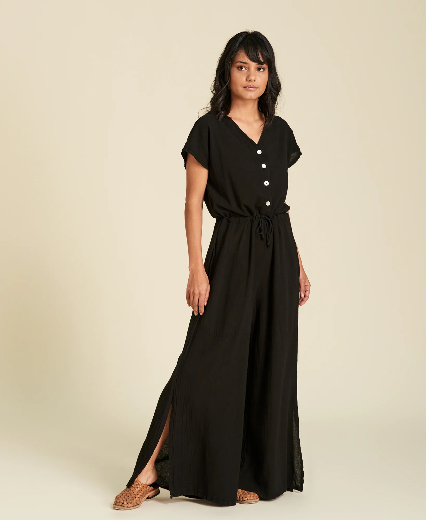 Combinaison pantalon en gaze de coton Mina en couleur Black