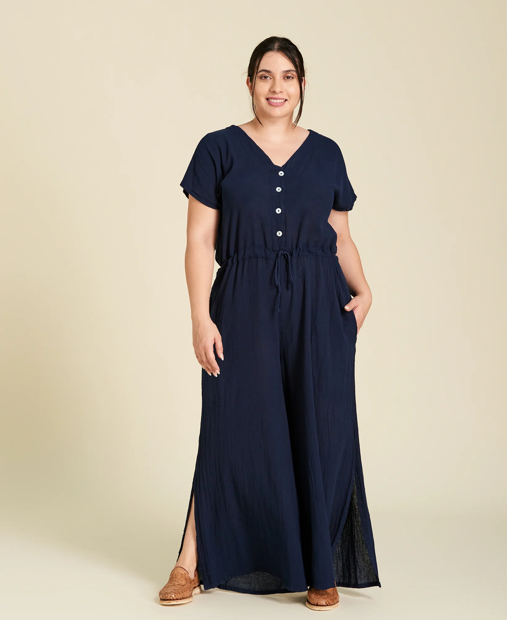 Combinaison pantalon en gaze de coton Mina en couleur Sapphire